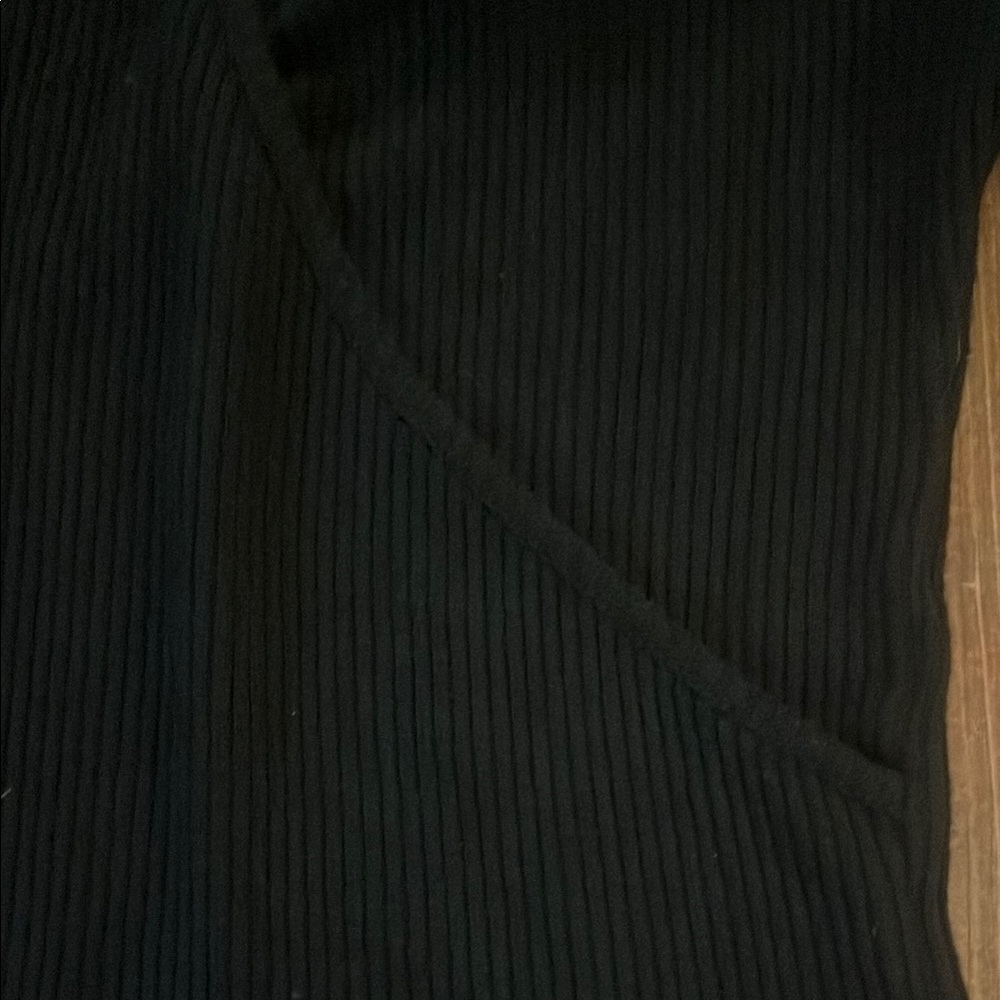 Faux wrap crop top - Picture 4 of 8